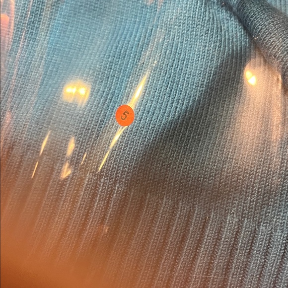 💁‍♀️WOMENS Banana Republic Teal Turtleneck Sweater with Button Cuffs - Picture 8 of 8